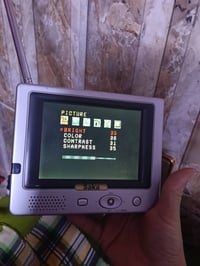 تلفزيون صغير • محمول • توصيل