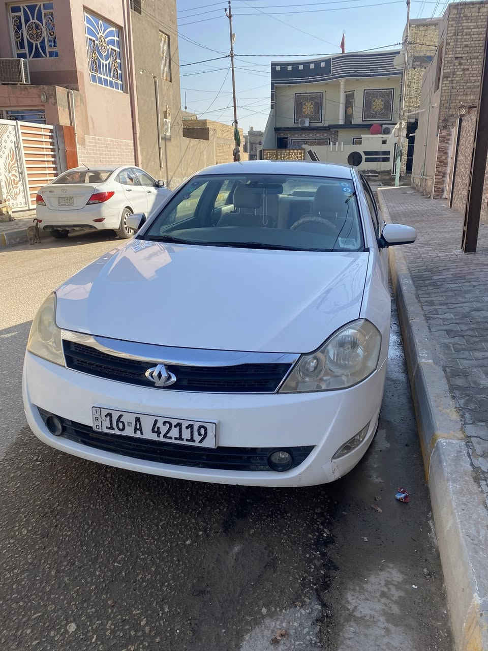 رينو سافران 2010
*كفالة گير مكينة ✅
*تبريد ثلج ❄️ 
*شاشة 
*باتري جديد
*حدادية 70%
رقم انكليزي جديد
كفالة عدا بارد شبر خلف باب السائق 
السعر 113 مجال بسيط مداور ثاني يوم
***********
