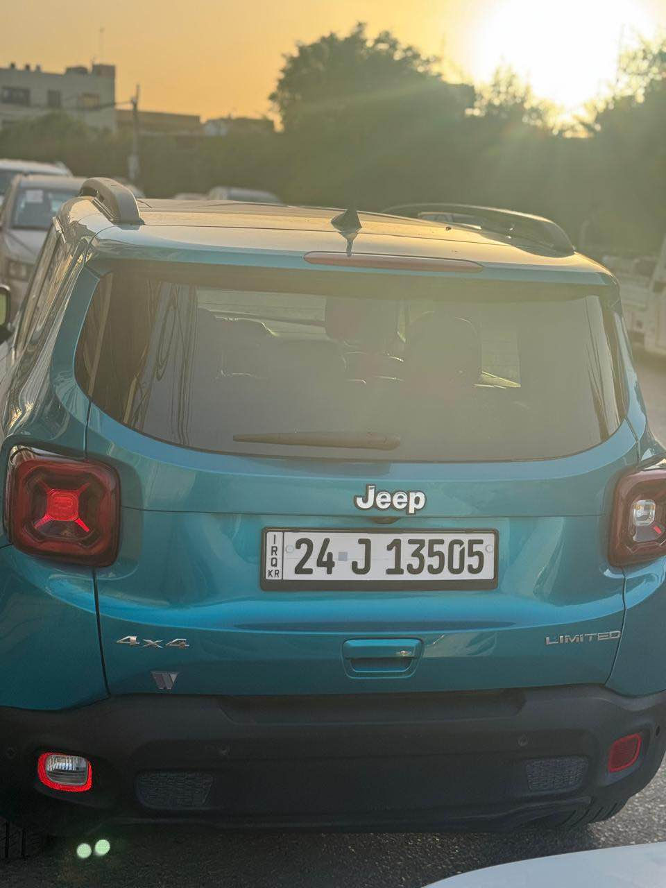 سلام عليكم جيب رينكد موديل 2020 محرك 2000 تيربو رقم دهوك تحويل او وكاله الحادث باب الصندوق مبدل نفس اللون السياره فول مواصفات بصمه تشغيل عن بعد بتحه جلد رادارات شاشه كبيره فور ويل لد امامي و باقي المواصفات 
السعر 135 ورقه مكاني كربلاء 
***********
*********** كربلاء, العراق
