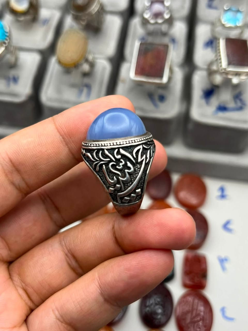 خاتم عقيق يماني السعر ٨٥ مع توصيل 
شراي يراسل


**إذا كنت صاحب هذا الإعلان وتريد حذفه لأي سبب، رجاءا أرسل رسالة إلى الدعم الفني**