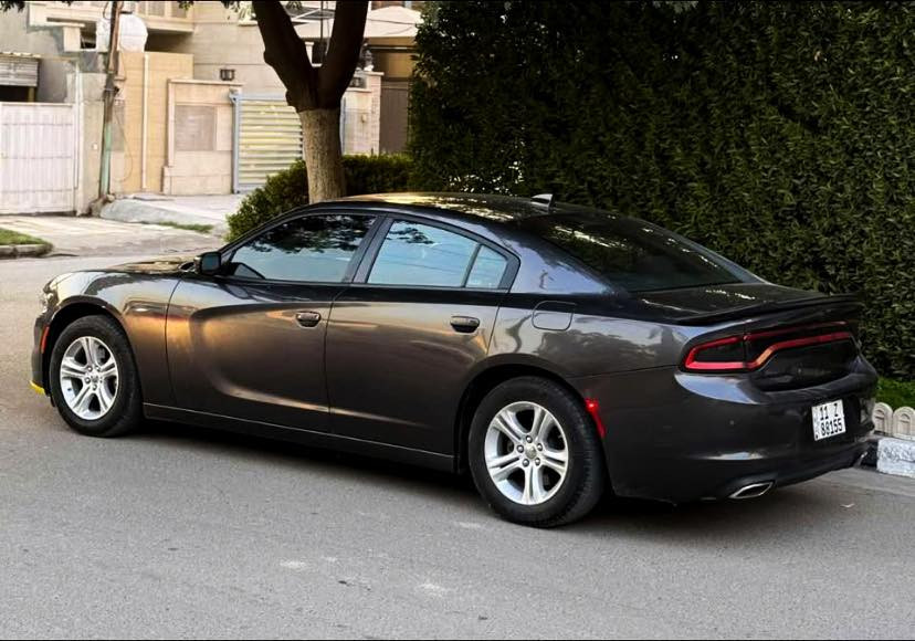 دوج جارجر 2023 SXT
 محرك 6 سلندر 3600
ماشية 40 ميل 
مكينة كير مكفولات بشرط
سياره حيل حلوة ونظيفة 
ماتحتاج مصرف جاهزة من كلشي

نوع الحادث سرقة قطعة باب مع قبق صندوك فقط اصلي مشدودات القطع سايق بدون ايرباك بدون صبغ بدون دواخل وبيهة بارد مكانين مع رصعات 2 بلبنيد وحده وب القماره وحده اثر تحميل على وضعهن باقيات السيارة بدوون صبغ 

صور الحادث خاص 
السعر 22،700
مواصفات 
 شاشة كبيره للتحكم في ايعازات السيارة
تحكم ستيرن جهتين
طقم تاير جديد
تبريد قطعتين امامي خلفي
 سستم صوت متكامل
كشنات كهرباء
 مانع انزلاق
 بصمة ابواب
تشغيل عن بعد
 منافذ USB امامي خلفي
كشنات حضن
حساس خلفي اصل

رقم الاستفسار 
***********
