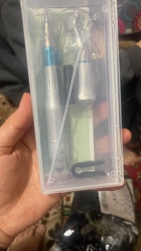 متوفر • عدد٨