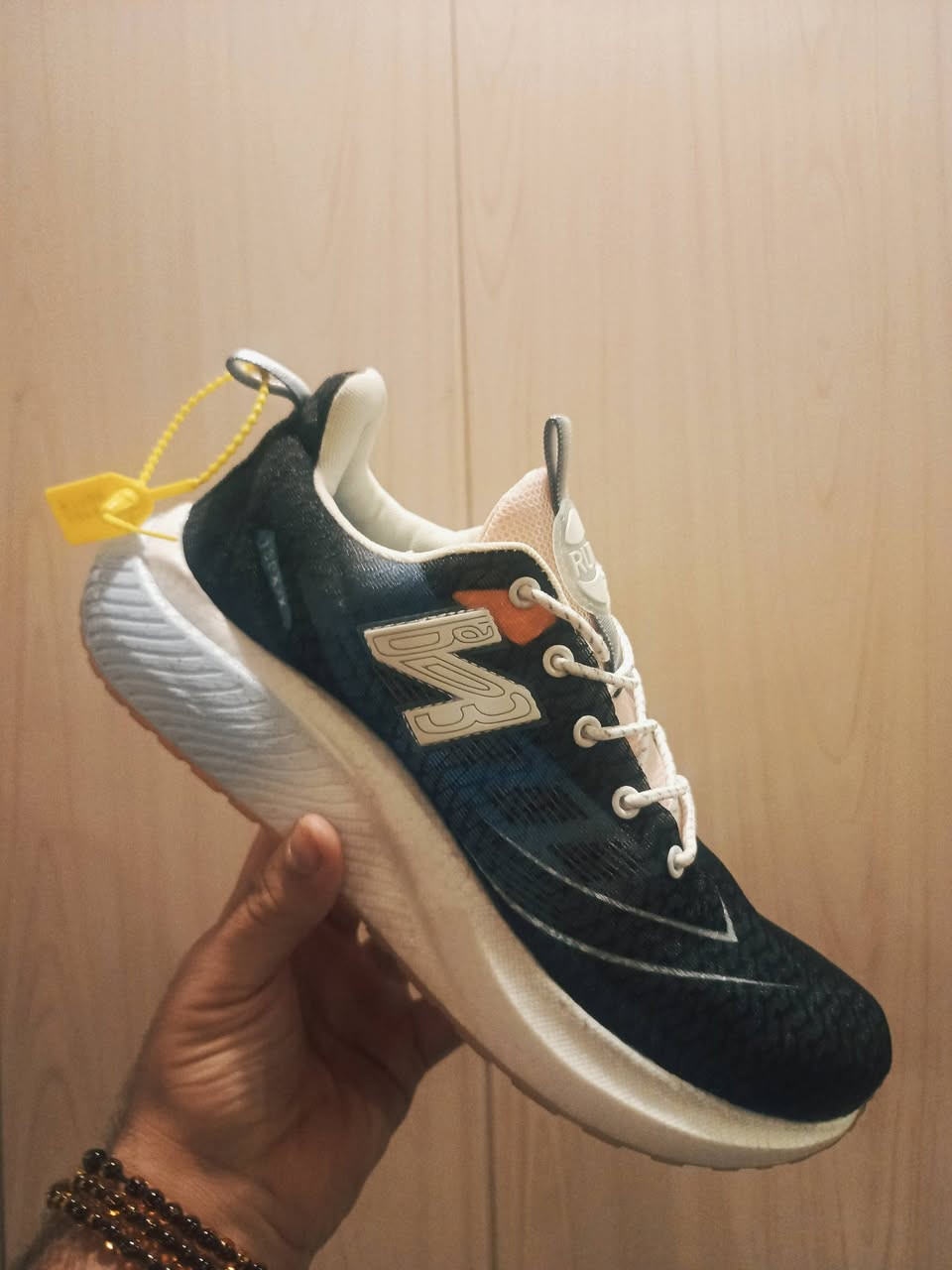 كسر باله 💯🔥
ترانشوزات براندات اصليه وزن صفر 
سعر القطعه ب12 الف💸💀

توصيل موجود داخل الحله 
***********🖤
