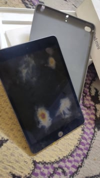 ايباد ميني ٥ • ٦٤ • لمس محدود