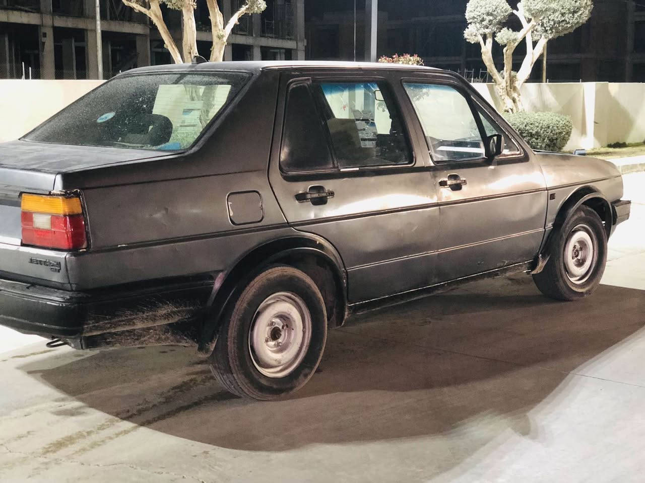 سلام عليكم فروشتني خيرا جيته سه نه ويه مه كينه به شه رته كيري به س ناجته دو جار عه ياره جي ده ويت فرجو لاي تو هه موي شده كات دزياريو قه رداري كيشه ي مه ده ني هه موي به شه رته سعر خور هه مو بازار سعر 9 وه ره قه و مه جالجي برايانه شون هه ولير رقم تله فون 0781.6989397 واتساب أربيل, العراق
