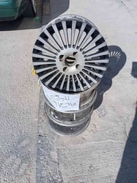 جنط ١٤ • بدون كوشوك • ٤ براغي