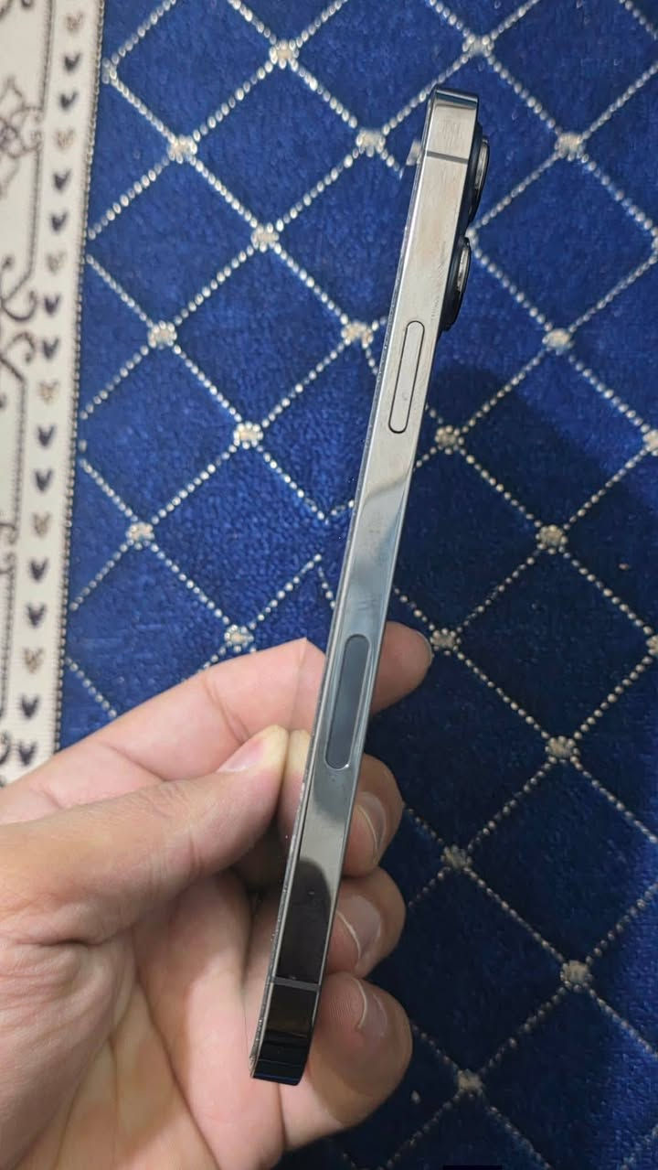 السلام عليكم
ايفون 13برو ماكس 
ذاكره/ 256
بطاريه/ 88
جهاز مابي اي عيب
 بس شاشة مبدل اصلي فيس ايدي شغال
سعر 500وبي مجال 
شراي خابر 
***********
