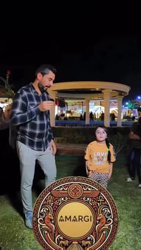 رقية اكلت بيتزا من يمنا ولهسا ما نست الطعم 😂❤️ لدينا اشهى الاطباق الشر...