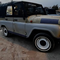 ٢٠٠٥ • للبيع • بدون ماركة