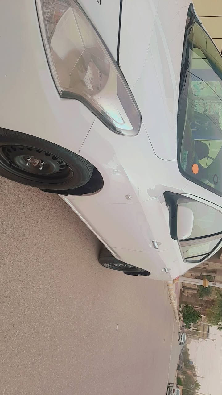 السلام عليكم
نيسان صني هندي مديل 24 ذي قار معوقين بيه جاملغ الايمن فقط تبديل العنوان الناصريه حي الرافدين قرب جامعه العين السعر 105 وبالخدمه 
***********
