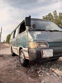 كيا بيستا • ١٩٩٤ • عليها مجال