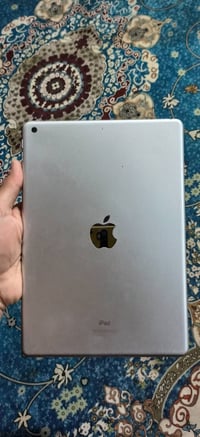 ايباد ٧ • ذاكره ٣٢ • يطفى بعد ساعة