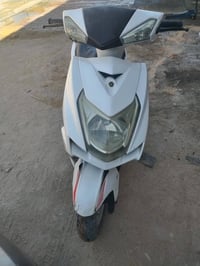 سكنس • ياباني • نقص باتري
