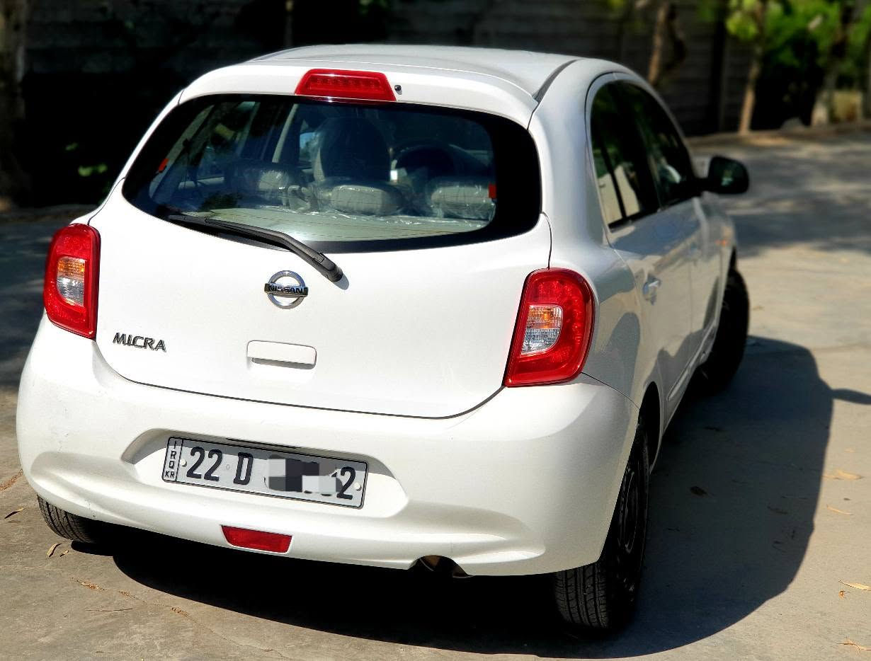 NISSAN MICRA 
ــ مودیل 2020
ــ مواصفات خلیجی 
ــ نظام ABS  ـ قفل مرکزی 
ــ مرایة كهربائیة ـ ئاوێنە کارەبایی 

ــ السعر 105 ورقە و مجال قلیل
ــ علیها غرامە 300 دولار ینزل من السعر
ــ 3 ورقە غرامەی لەسەرە بۆت دەگەڕێنمەوە 

ــ بدون صبغ فقط حافة بك لایت تعدیل بارد
ـ سبوغ و لێدرانی نیە لێوی بەگ لایتی ساردەکوتە 

ــ کیر + محرک + تبرید + تحویل بشرط
ــ سنوی بەسەر نەچووە ـ السنویة جدیدة
ــ *********** موجود واتساپ ـ ڤایبر أربيل, العراق
