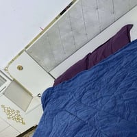 غرفة نوم • تواصل خاص