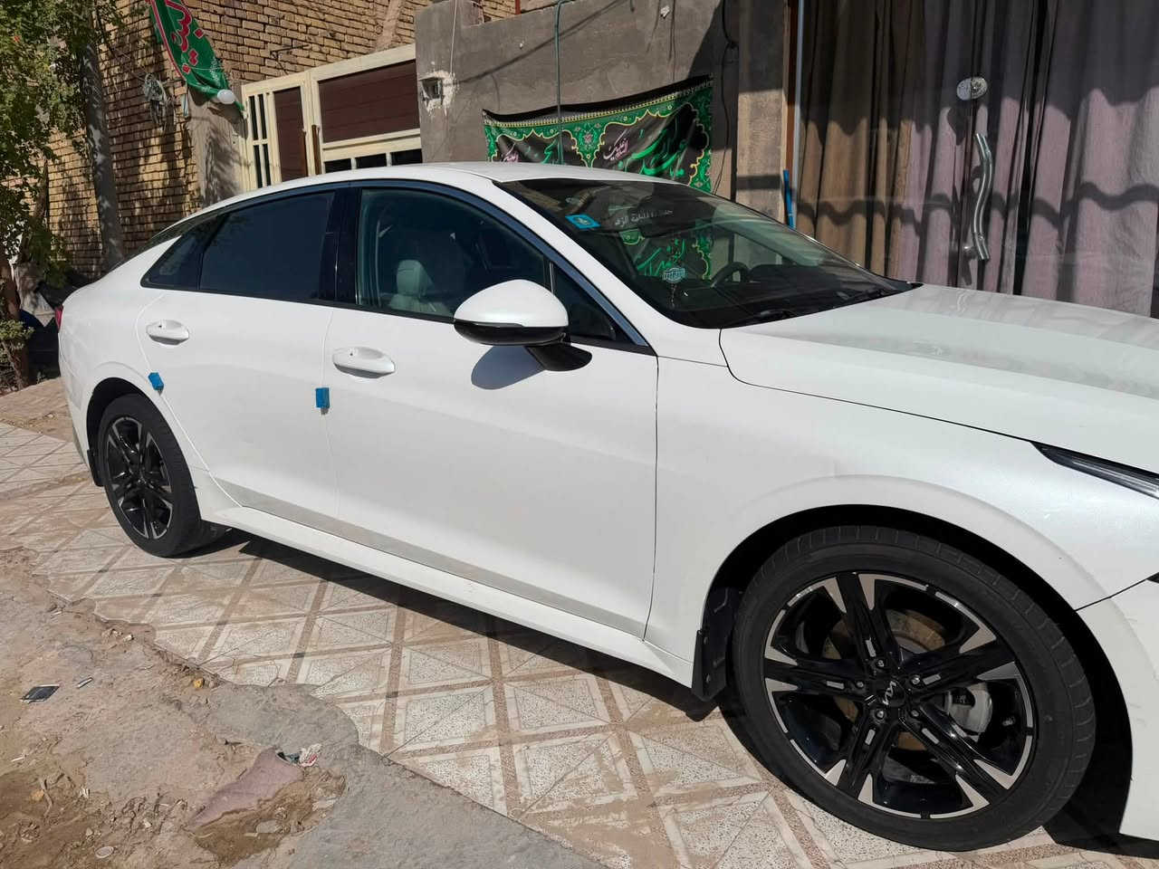 السلام عليكم للبيع كي فايف موديل ٢٣خليجي مكفوله كفاله عامه رقم معوقين ذي قار وكاله عامه للمشتري سعرها مناسب للاستفساراتصل ***********عنواني ناصريه مركز
