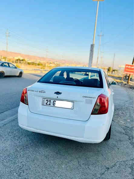 ئوپترا ٢٠١٣ توماتيك  چركه ى تيانيه پارچه يه ك و دوو په له ى بچوك بوياغه بى ده عم و ليدراو ره سمى سونه رى داندراوه سه ياره يه كى زور جوانه گيرو مه كينه و ته بريدى به شه رته چوار تايه ى نويى له ژيره 
سعرى ٨٣ كه ميك مه جال 
***********
*********** كويسينجاك
