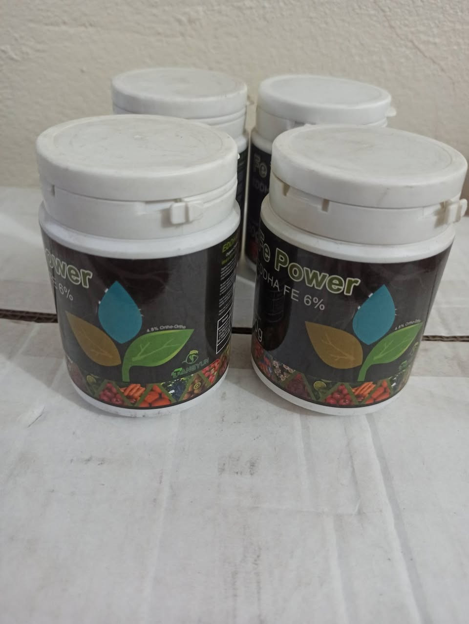 متوفر سماد لنباتات بانواع مختلفه وكذالك متوفر مبيد فطري مبيد حشري مبيد عناكب مجذر قطرة عصى موسى وبتموس 
لطلب والاستفسار مراسلة الصفحه يوجود خدمة توصيل خانقين


**إذا كنت صاحب هذا الإعلان وتريد حذفه لأي سبب، رجاءا أرسل رسالة إلى الدعم الفني**