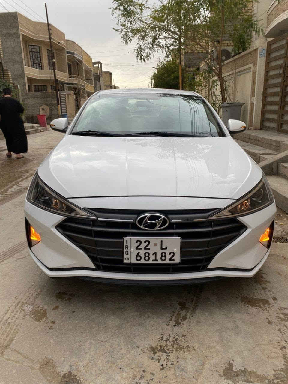 سلام عليكم النترا ٢٠٢٠ خليجي محرك ٢٠٠٠ كير AT كفالة عامة السيارة باسمي الموقع بغداد الشعب سنوية والهزة بعدن جدد *********** السيارة ماشية ٧٦ الف كيلو
