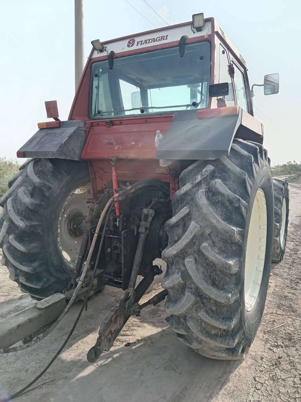 سلام عليكم مكينه البيع 130 مكفول كير محرك اكسن رقم واسط تحويل وراها دسك 24 فدان اندبليم رادمه مرازه ثلاثيه. تصال *********** مكان بابل
