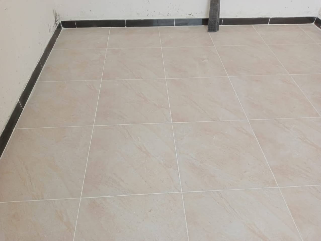 كادر سيراميك بورسلين مرمر درج مصري شغل درجه اولي
***********
