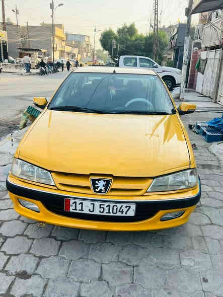 سلام عليكم بيجو بارص ٢٠١٦ رقم بغداد انكليزي تحويل ثاني يوم مصفره هيئه وغرامات بيه بس هلآل واحد  مصلح بل جاملغ الوره السايق مكينه كير خير من الله تخم تاير سعر ٥٥ وبيه مجال حك جيتك مكاني بغداد بوب الشام للستفسار ***********
