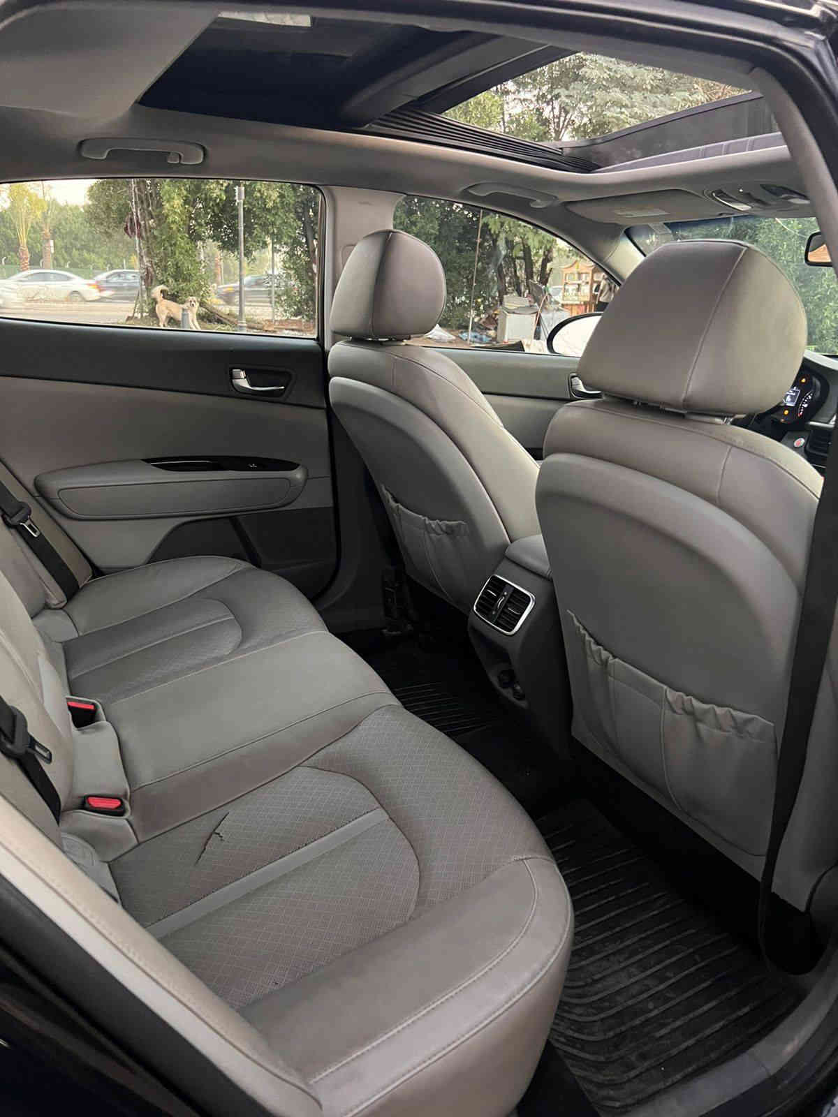 سلام عليكم اوبتما  ٢٠١٦ وارد امريكي حادثها فقط بنيد صبغ وجاملغ بارد ول باقي كفاله سياره احله من لصورو
مكينه وكير وتبريد وحداديه كفاله 
فول مواصفات EX /// vip
بنوراما + بصمه + بصمة ابواب + كشنات لاماميه كهرباء + داخل رصاصي وصاج + كشنات جلد رصاصي + كشنات حار بارد + ستيرن تدفئه + ثلاث انظمه قياده + شاشه جي بي اس + رادار امامي + رادار جوانب + حساس خلفي + مري قلاب + تبريد قطعتين + كشن خزن ممري + مري شفط + فول تحكمات + مكينه ٢٤٠٠ + ماشيه ٦٦ميل
سعر ١٣٥ وبيها مجال 
مكان السياره الكراده
للستفسار ***********
