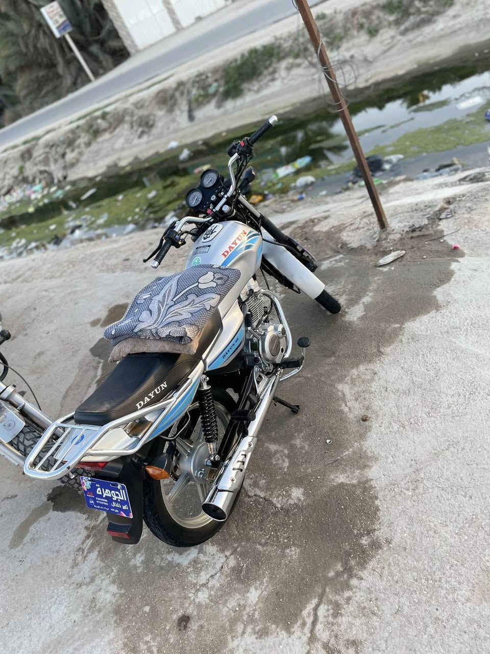 السلام عليكم 
شباب دراجه دايون عظم للبيع موديل ٢٣الداجع كفاله عامه وكيله ثامر خلخال معرض الجوهره الدراجه نضيفه شوفت العين الداجه تفيلس مامفيلسه 
مكاني كربلاء البوبياات 

***********
