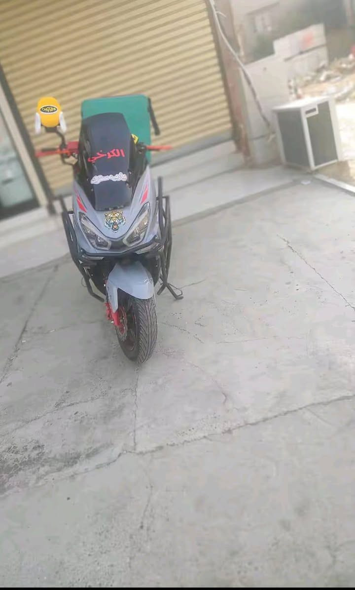 السلام عليكم عندي دراجة كوست 2025 جديدة نقص بيها ملف المصلح يكول لأن اني تاركها بس سالت المصلح كل الي العطل السعر 650 وبيها مجال العنوان ديالى حي الربيع قبل تقاطع القدس للاستفسار الخاص مفتوح أو على الرقم *********** اني باخدمتك
