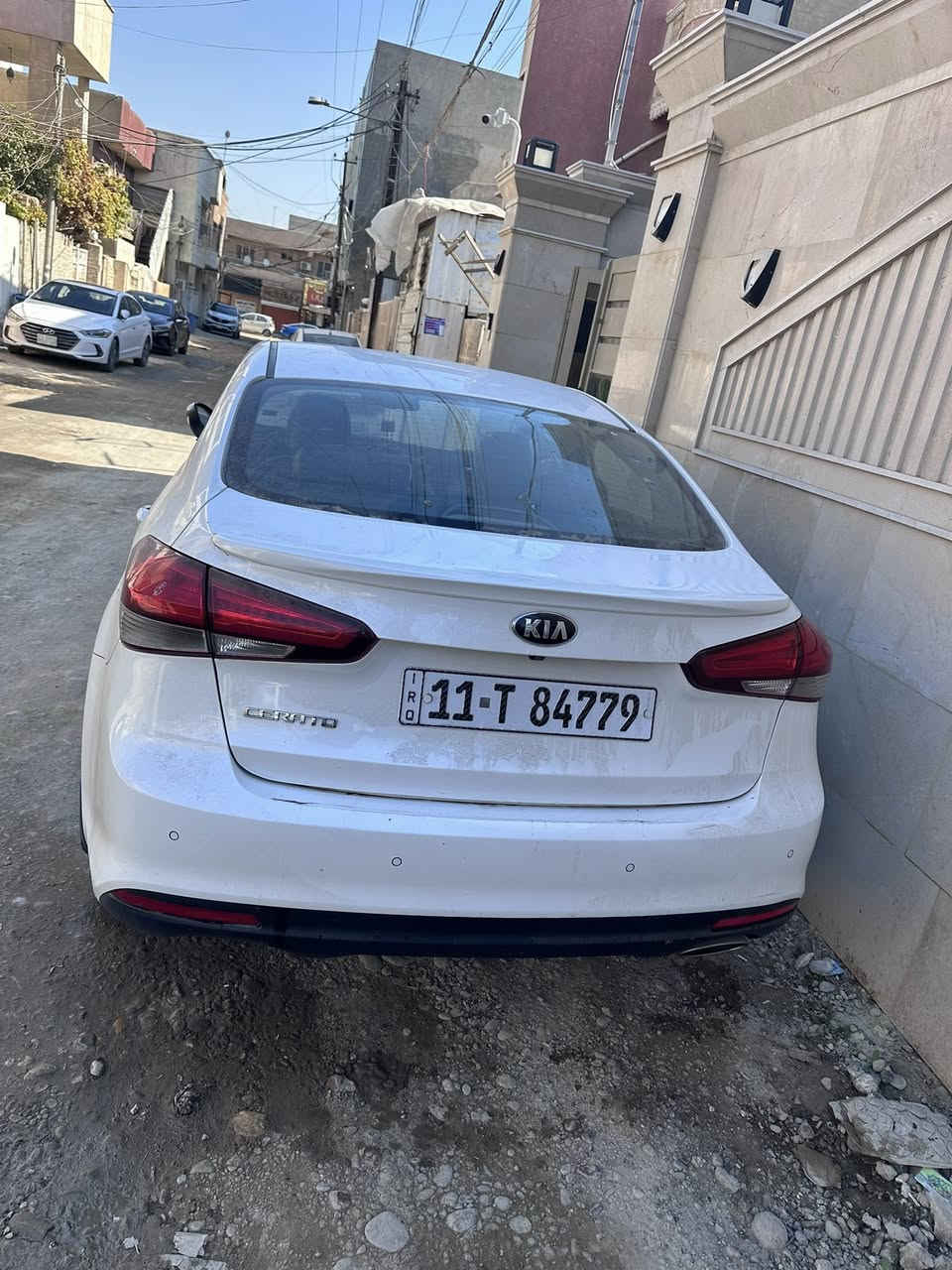 سلام عليكم سيراتو لللبيع ٢٠١٧للبيع خليجيه مواصفات ايرانيه فول ١/١ VID
فتحة
بصمه
محرك٢٠٠٠دوش
كرسي كهرباء 
مقعد السائق ذاكره
رادار
جلد بلادي
تدفئة تبريد الكشنات الاماميه
تدفئة المقعد الخلفي
تدفئة الشاشه مناخ منفصل
قطعتين تبريد
تحكمات مقود
شاشه ديجيتال
كامره
مرائاة اوتو ترحيب
ويل ١٧كروم
حساس امامي خلفي
لد امامي خلفي
لايت زنون
١٠ايرباك
يدات نيكل
مانع انزلاق
نضامadc
شفتات مقود
كروس سرعة
صندوق ذكي
ارضيه جلد
باقي السيارات معروفة
رقم بغداد باسمي سنويه جديده رقم إنكليزي
تخم جديد تاير
باتري جديد
صدر جديد
السيارة كفالة كير ومكينه والصبغ
مكانات بارد بسيط فقط 
مكان السياره بغداد الاعظمية 
ماشية 121 الف السعر 157$بيه مجال بسيط 
***********
