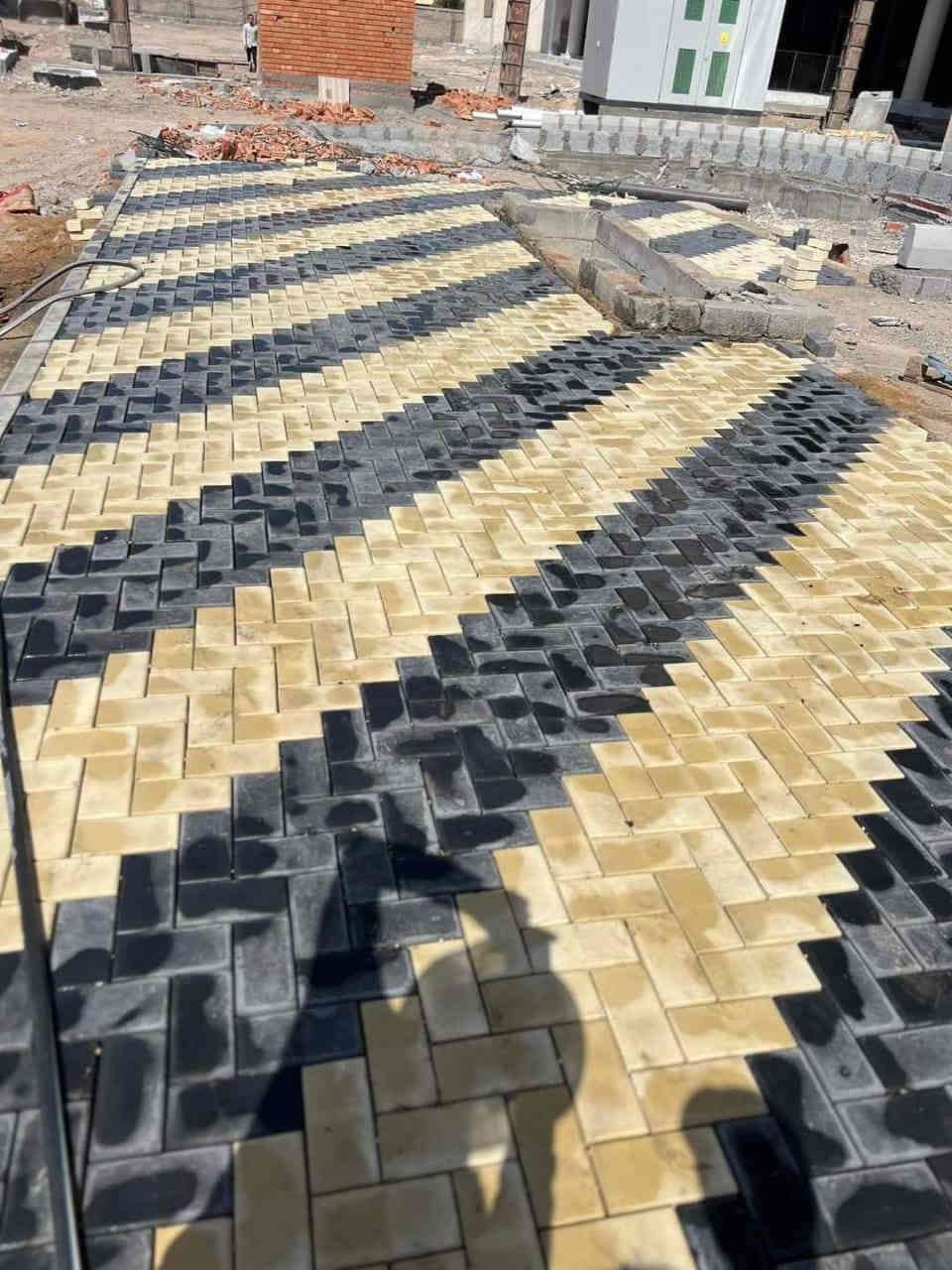 سلام عليكم
عمل انواع المقرنص، والمرمر، والبورسلين، والساقيه
والكربستون ،والبازلت
والرصيف كل شي
يخص عمل الشوارع
والحدائق والدوائر
والمدارس )
​الخدمات الرئيسية المقدمة:
​عمل جميع أنواع المقرنص (الزخارف المعمارية).
​عمل الساقية (نوافير أو ميزات مائية).
​عمل الكربستون (أحجار الرصيف/الحافة).
​أعمال المرمر (الرخام).
​أعمال البورسلين.
​أعمال البازلت.
​عمل الكابات (عناصر التشطيب المعماري).
​ضمان الجودة والالتزام:
​شغل درجة أولى.
​شرط التسليم لمهندس.
​الأمانة في العمل.
​مناطق العمل:
​بغداد وجميع المحافظات.
​للتواصل والاستفسار
​أرقام الهاتف (جميع الأرقام فعالة):
​***********
​***********
​
​نتمنى لكم كل التوفيق والنجاح في أعمالكم!
