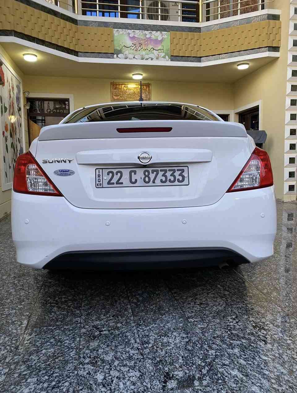 السلام عليكم
للبيع 
نيسان صني موديل 2023 
رقم مميز أربيل 
ماشية 73 
السيارة نضيفه 
داخل اسود 
شاشه كار بلي بلادي 
كامرة خلفيه 
تحكم ستيرن جهتين 
اشاير بلمري 
تكحم كهربائي بلمري 
أربع جام كهربائي 
قطعتين تبريد 
بيه بارد صغير بزاويه البنيد 
وإصبع بحافة الجنطه 
كير ومحرك وتبريد مكفولات 
السعر ب 120 ورقه وبيه مجال بسيط 

 واتساب ***********
