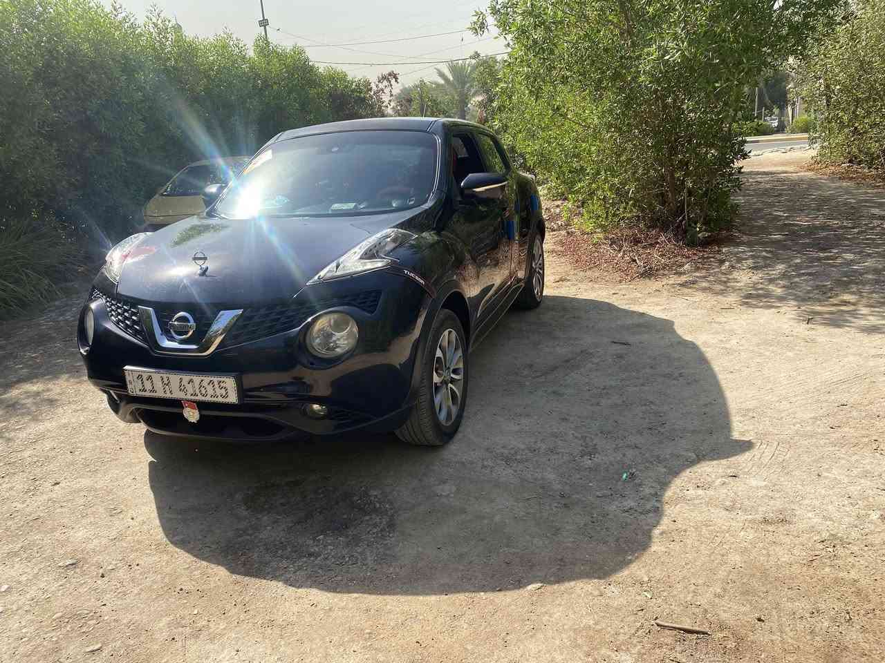 مرحبا نيسان خليجي 18  بدون صبغ  ما عدى الدعاميه الاماميه مصبوغه  بدون دواخل  السياره فول  محرك وكير وصدر  وكامره وشاشه وتبريد جيد  السياره بصمه  وبيه مواصفات اخرى  والاستفسار اكثر اتصل  *********** والسعر 107
