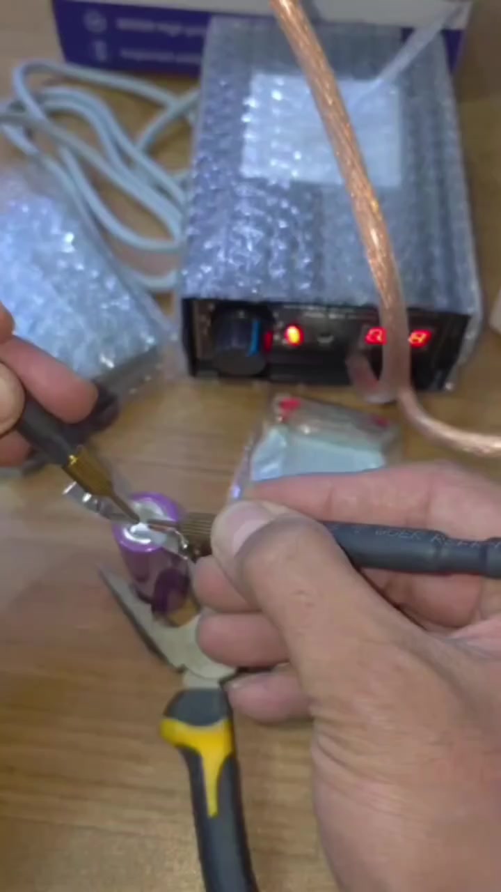 متوفر كاوية نقطية


**إذا كنت صاحب هذا الإعلان وتريد حذفه لأي سبب، رجاءا أرسل رسالة إلى الدعم الفني**