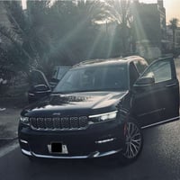 جراند شيروكي سومت • ٣٫٦ لتر • بانوراما