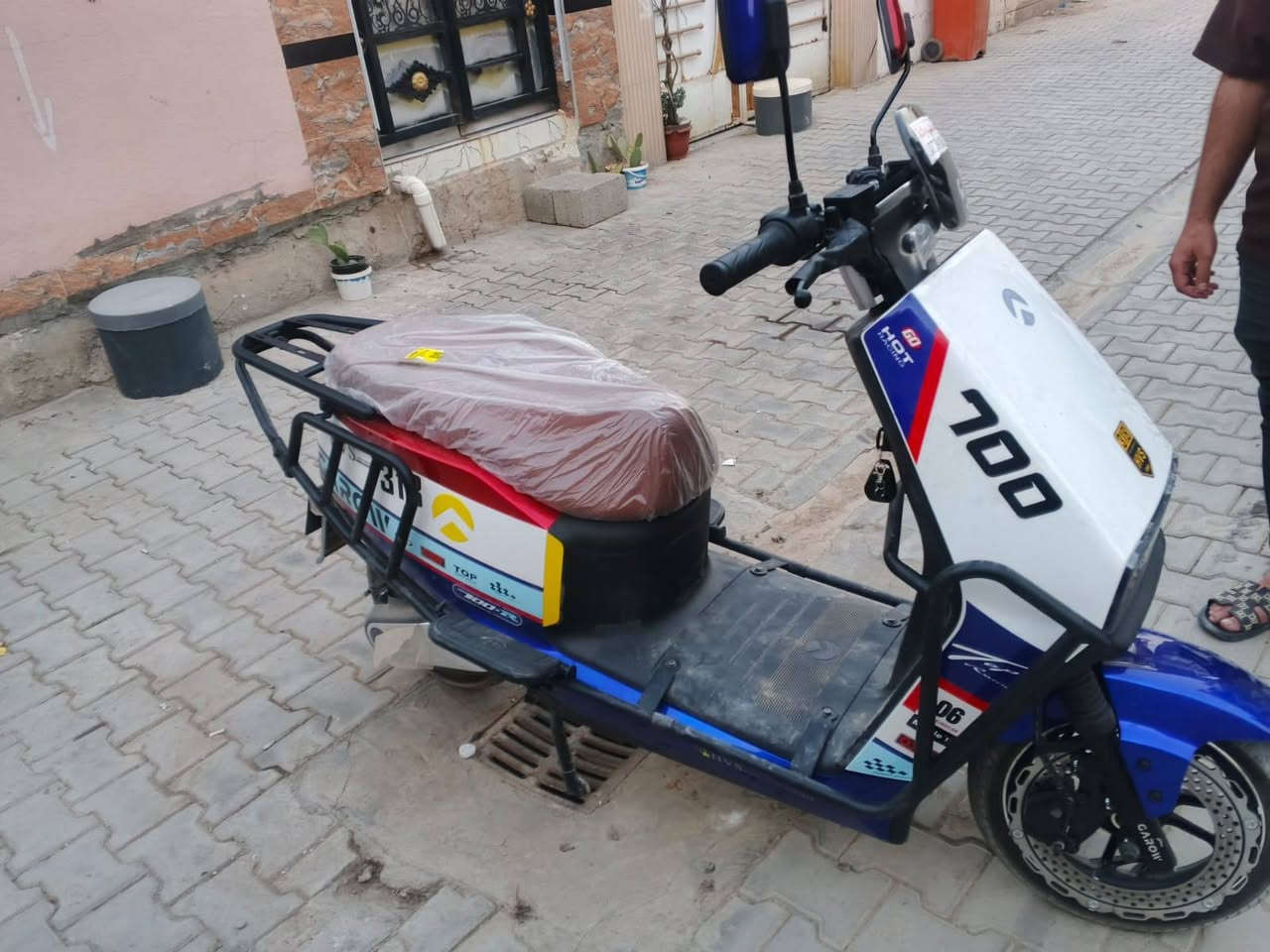 سلام عليكم دراجه شحن سرعته 120 جديدة ما ماشيه السعر مليون وربع وبيه مجال متواجد خاص


**إذا كنت صاحب هذا الإعلان وتريد حذفه لأي سبب، رجاءا أرسل رسالة إلى الدعم الفني**