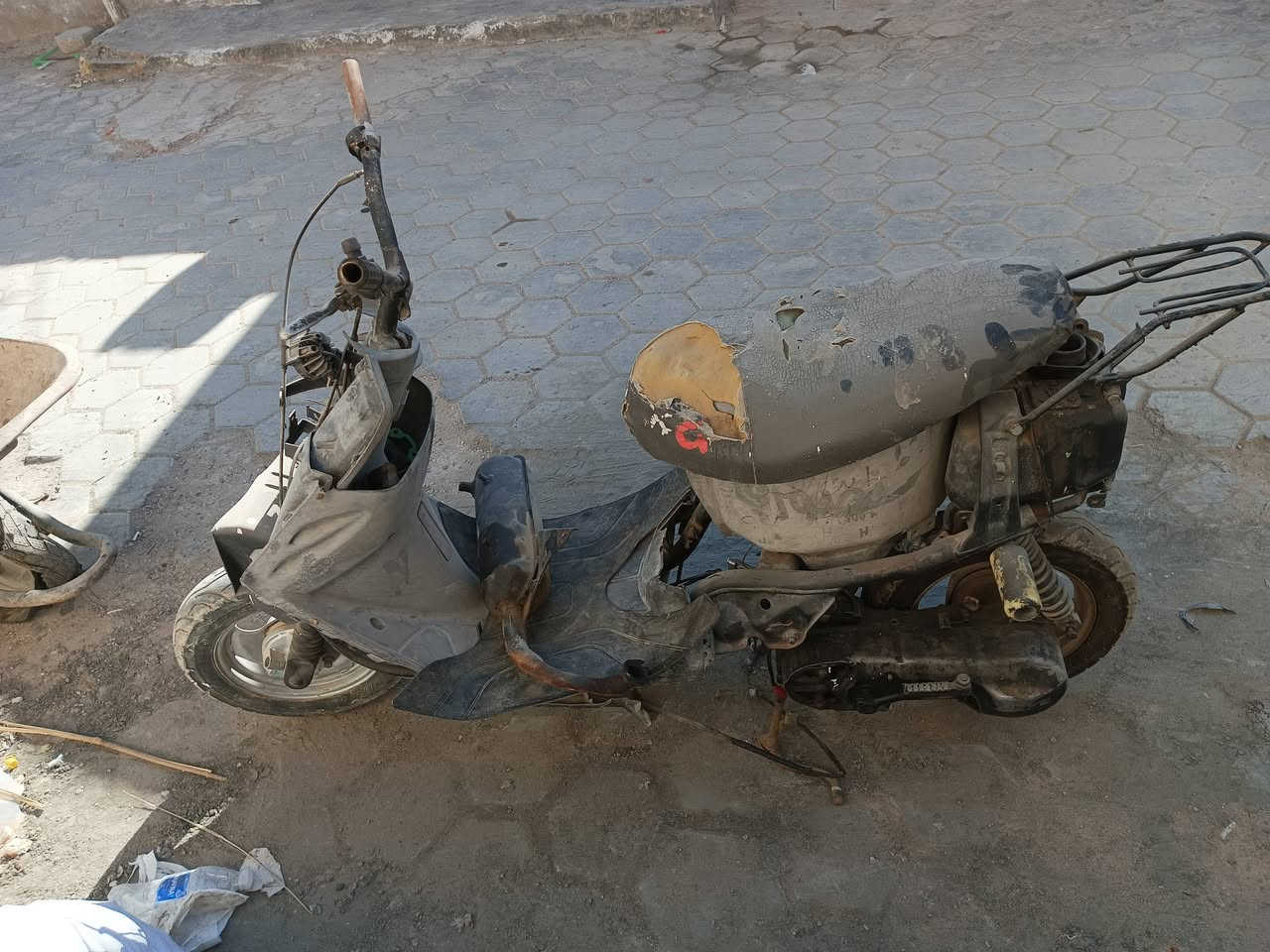 بيجي ٩ زروف الدراجه طفت خربطه بلكابريته ابيع كوم حديد قيم واخذ مكانه نجف


**إذا كنت صاحب هذا الإعلان وتريد حذفه لأي سبب، رجاءا أرسل رسالة إلى الدعم الفني**