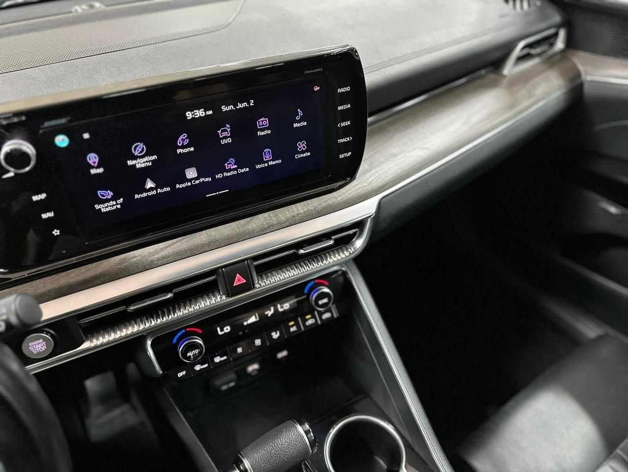 سلام عليكم اخوتي
كيا كي فايف 
الفئه EX
المديل 21 
الوحه اربيل 
السعر 185ومجال بسيط 
الضرر بنيد فقط 
السياره كفاله من الشاصي ………

الموصفات ……………………
1- حجم المحرك 4 سلندر 1600 تيربو 
2- بصمه ابواب وتشغيل عن بعد 
3- تحديد مسار 
4-سقف بنراما 
5-حساس خلفي 
6-كامره خلفي دواره 
7-مقاعد جلد بلادي 
8- سستم صوت 
9- رادار امامي 
10- رادار جانبي مع مانع اشتياز 
11-تدفئه + تبريد الكراسي الاماميه 
12 - خزن ميموري كرسي السائق 
13 - كرسي كهرباء 
14- رادار خلفي
وباقي موصفات هواي بيها موصفات فول 
•••••••••••••••••••••••••••
مكان السياره بصره ***********
