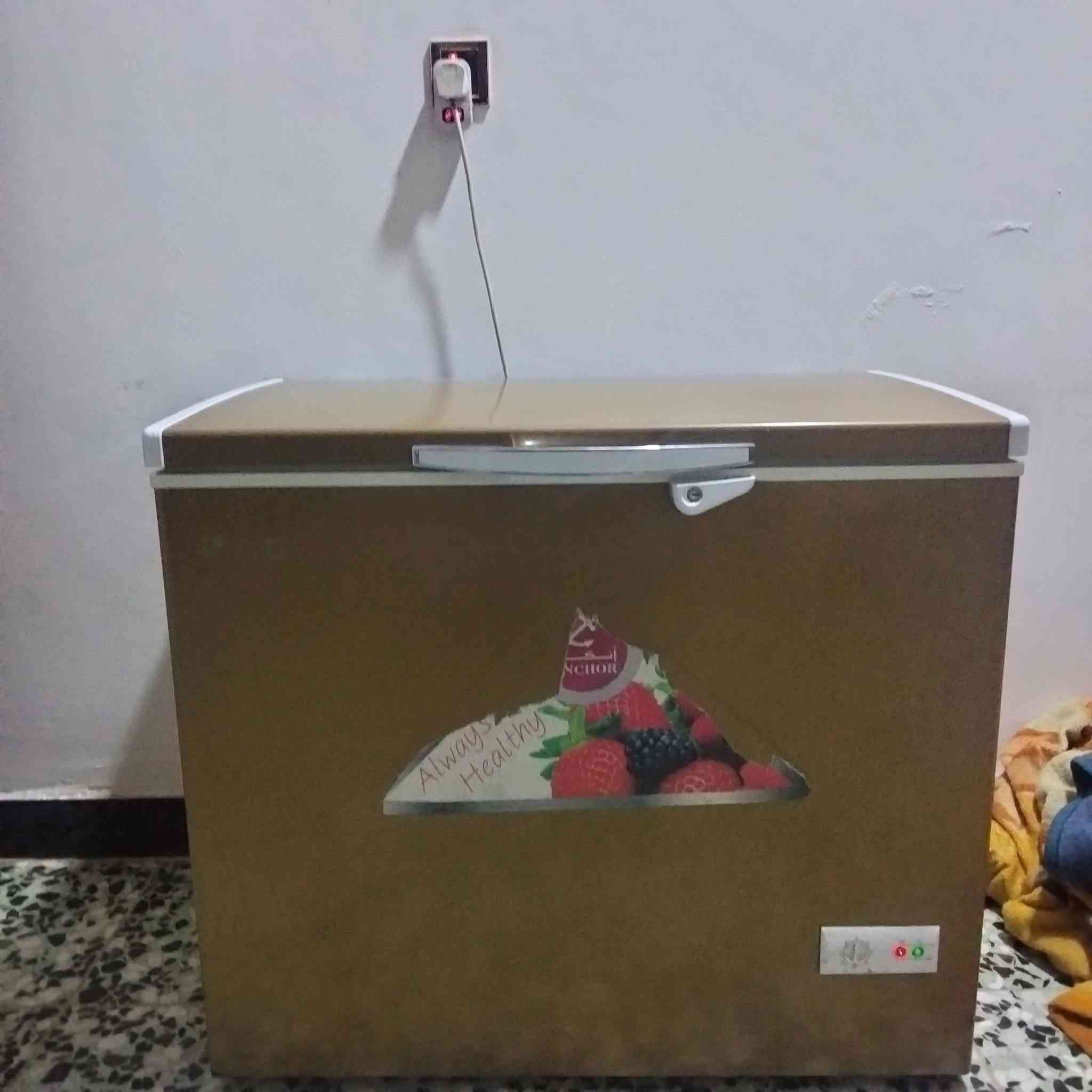 السلام عليكم مجمده نظيفه للبيع نظافه 100% سعر 250 وبيها مجال


**إذا كنت صاحب هذا الإعلان وتريد حذفه لأي سبب، رجاءا أرسل رسالة إلى الدعم الفني**