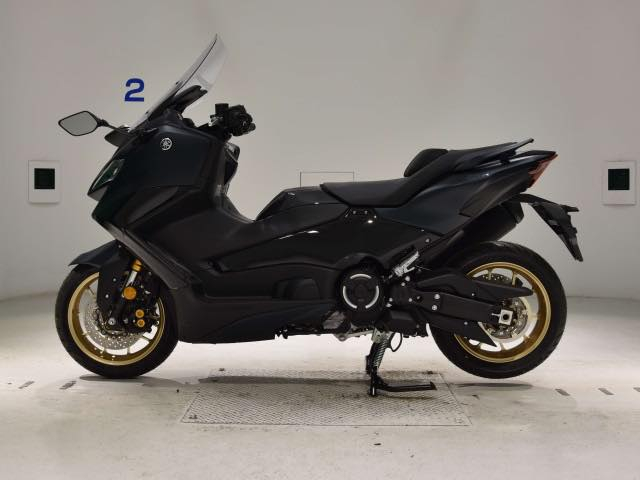 صلوا على النبي السلام عليكم حبايب ليدور شي جديد هذا الجديد  tmax 2023  دراجه بحاله الوكاله من كل النواحي داخله للعراق ماشيه 1 كيلو بس وهسه 4000  كيلو دراجه مكفوله كفاله عامه من كلشي حتى من الشخط هاي  صور مزادها  السعر خاص التواصل خاص او ***********ملاحضه  البيع نقد فقط خدمه توصيل متوفره لجميع المحافضات
