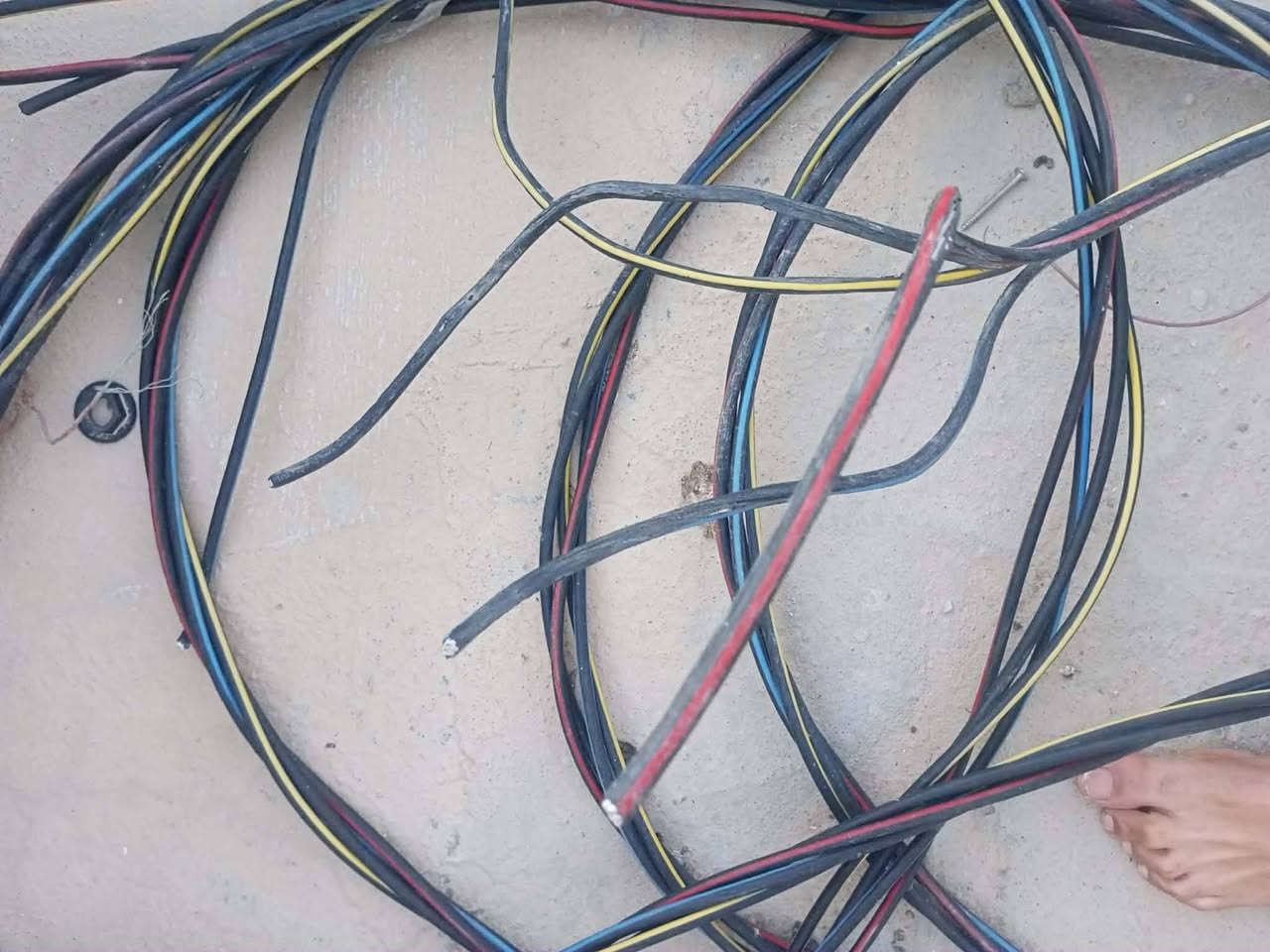 اسلام عليكم ضفيره ام 35 اربع خطوط للبيع جديده


**إذا كنت صاحب هذا الإعلان وتريد حذفه لأي سبب، رجاءا أرسل رسالة إلى الدعم الفني**