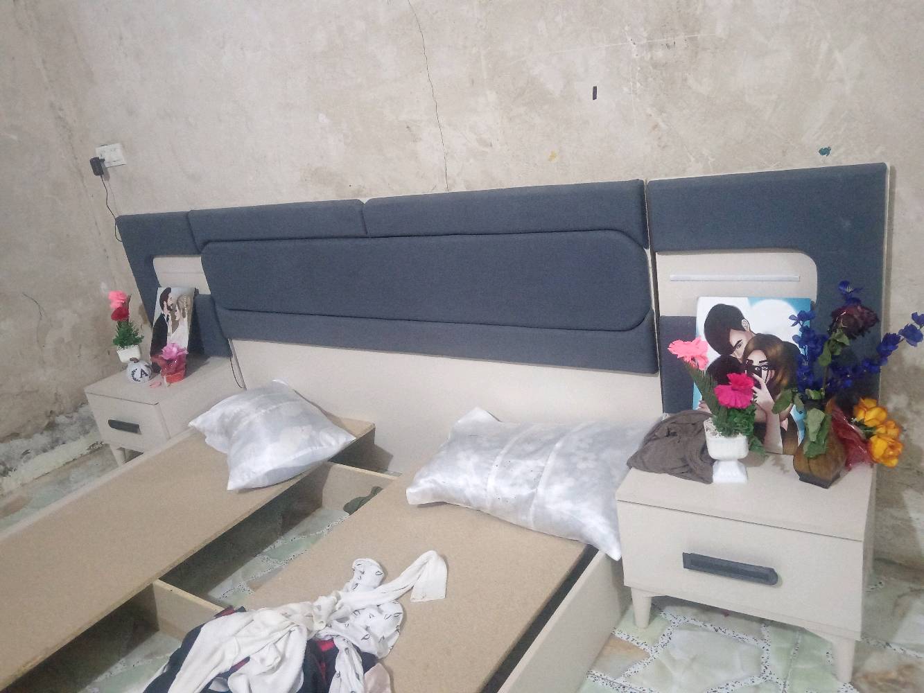 المحمودية حي بدر  الغرفة 7قطع الغرفة نظيفة ٪ ماخذة 900 وريد بيعة 600 مستعجل علة بيعته 