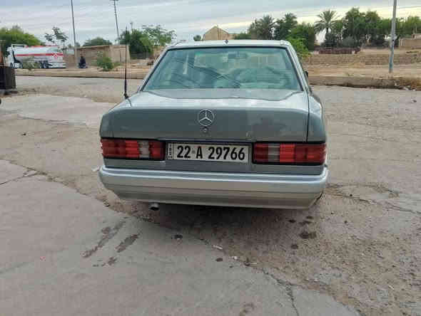 190 طيارين رقم أربيل إنكليزي، مكينة وكير مكفولات، تبريد شغال، كير عادي 5 نمر وعندي كير أوتوماتيك كامل مع تفرعاته احتياط أنطيه مع السيارة حدادية 90% لا يوجد حادث قوي، بدون خياسات، وكالة عامة باسمي تحويل مباشر، سعرها 40 بيها مجال للجاد بالشراء، مكاني بغداد سبع أبكار
***********
