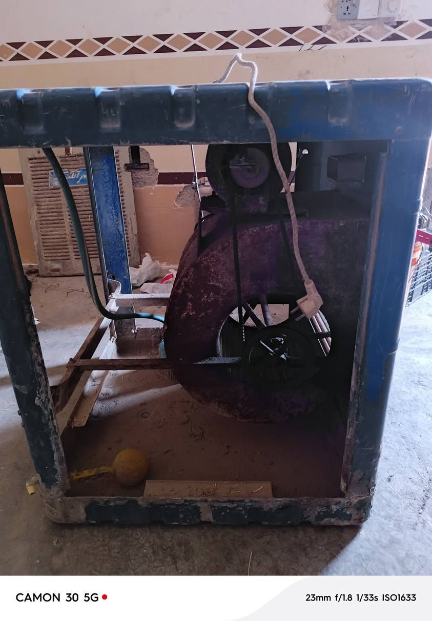 للبيع موبرده نوع سوبرالتريك سرعه وحده اي عيب مابي بس اتخليله ليف وشغل سعر 90بي مجال بسيط مكان ديالى جلولاء دور ضباط ***********
