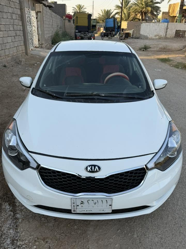 السلام عليكم كيا فورتي موديل 16 بغداد مكينه 1800 دوش مرغوب سياره حلوه مرتبه بيه شويه ملاحضات خدوش سياره بسمي تحويل ثاني يوم ***********

