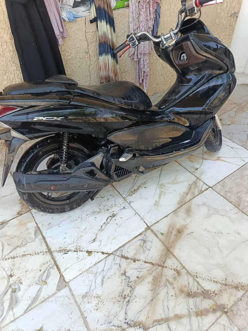 سلام عليكم دراجه بيسي اكس جيل اول المحرك مجفت تجفيت اصلي عوزه بس شوي ترتيبات اذا اكو دراجه مراوس عادي حسب الدراجه اوراق الدراجه كامله السعر 900 قفل لا اتعاملني ولا اعاملك مكاني تاجي سبع البور ***********
