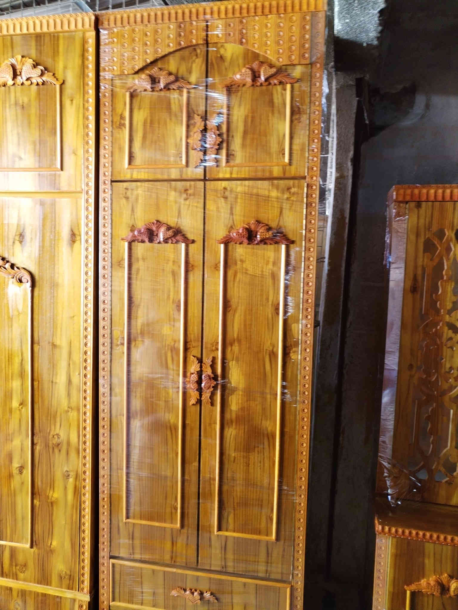 غرفه 5 ابواب. ابراج ملحق جديد عرض خاص السعر مليون عرض خاص عنوان موصل باب جديد داخل ساحة نادي الفتوه الرياضي مقابل افران السيد *********** او اسيا ***********
