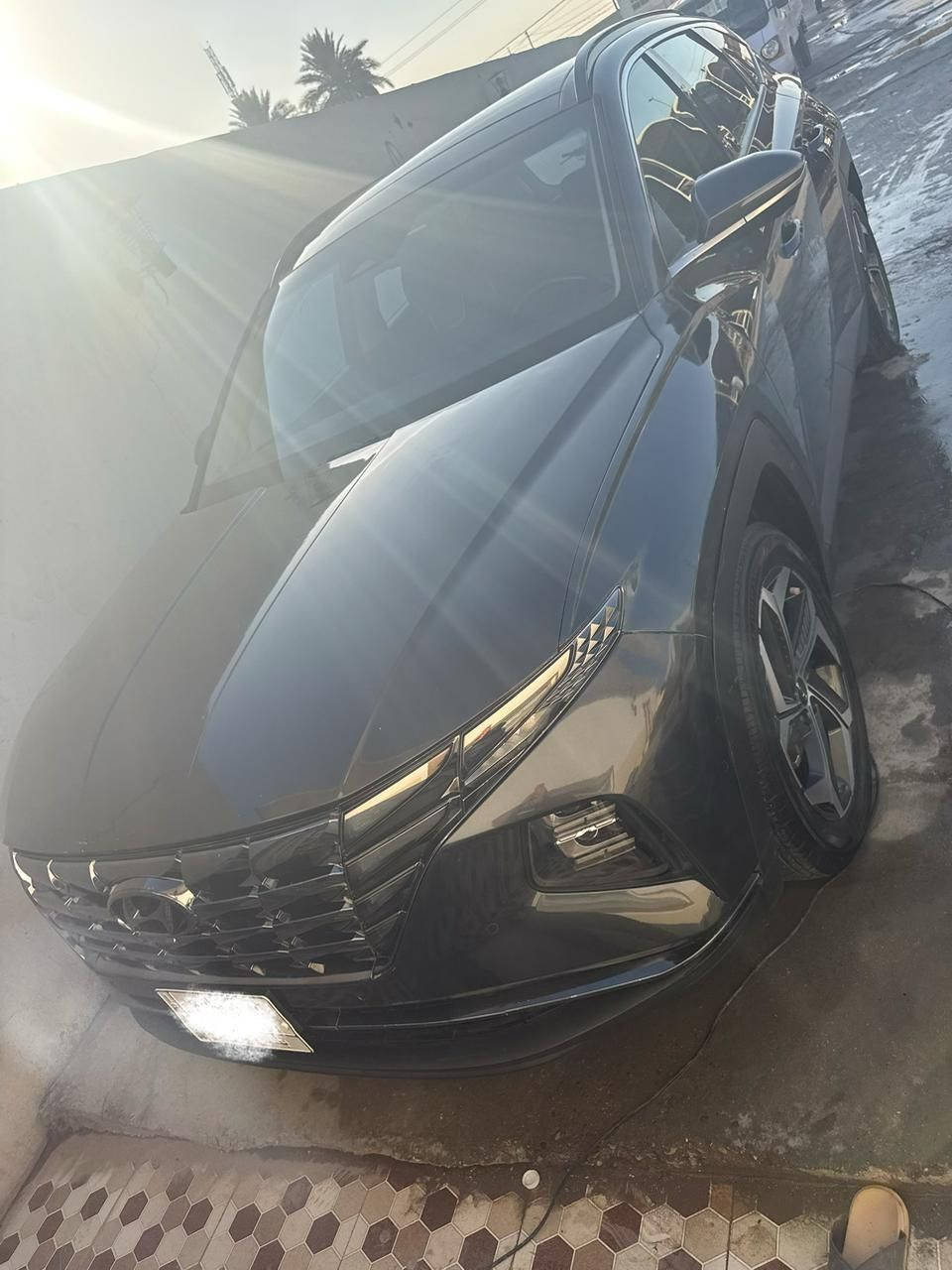 السلام عليكم

للبيع سيارة هيونداي توسان 2022 

المواصفات

وارد امريكي .. 

فول 1/1  HTRAC

شاشة دجيتال 

كاميرا 360 امامي خلفي 

كاميرا بالمري جانبية 

رادارات امامية خلفية جانبية 

فتحه سقف بانوراما بالكامل

مثبت سرعة 

تحكمات ستيرن 

شفتات ستيرن 

محرك 2500  GDi

مقاعد جلد تحكم كهرباء 

تدفئة  وتبريد المقاعد الامامية 

قطعتين تبريد 

تدفئة المقاعد الخلفية 

وضعيات قيادة  ( 4 ) متغيرة 

عدادات دجيتال 

كير لمس بيانو

ويل كب  حجم ( 19 )

لايت زينون 4 عدسات

الممشى  ٥٨ الف  كيلو متر  

السعر ١٥٨ اي استفسار ‭٠٧٨٧ ١١٥ ٦٠٩٢
