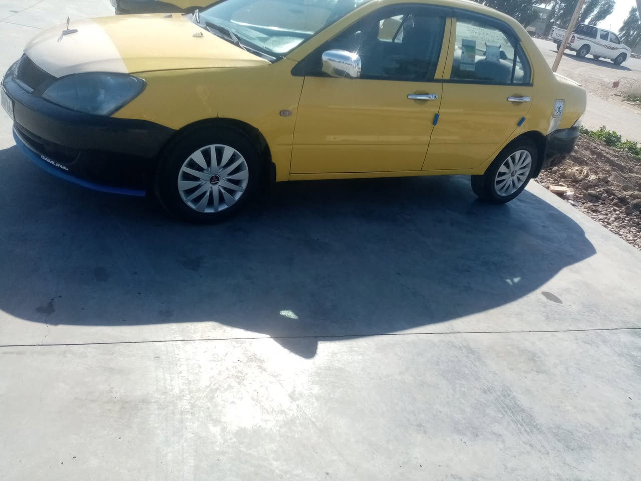 السلام عليكم سيارة الا نسر موديل ٢٠١٠ السياره مصبوقه حزام ضرر جاملغ خلفي خطه جوال رقم بغداد انكليزي سنوية لل٢٩ مكينه وكير مكفولات محرك ٢٠٠٠ تدفئه شغاله التبريد نقصه روله  تخم تاير جديد  صدر جديد  كهربائيات كله شغاله السعر٦٨ وبيه مجال بسيط العنوان ديالئ الرقم ***********
