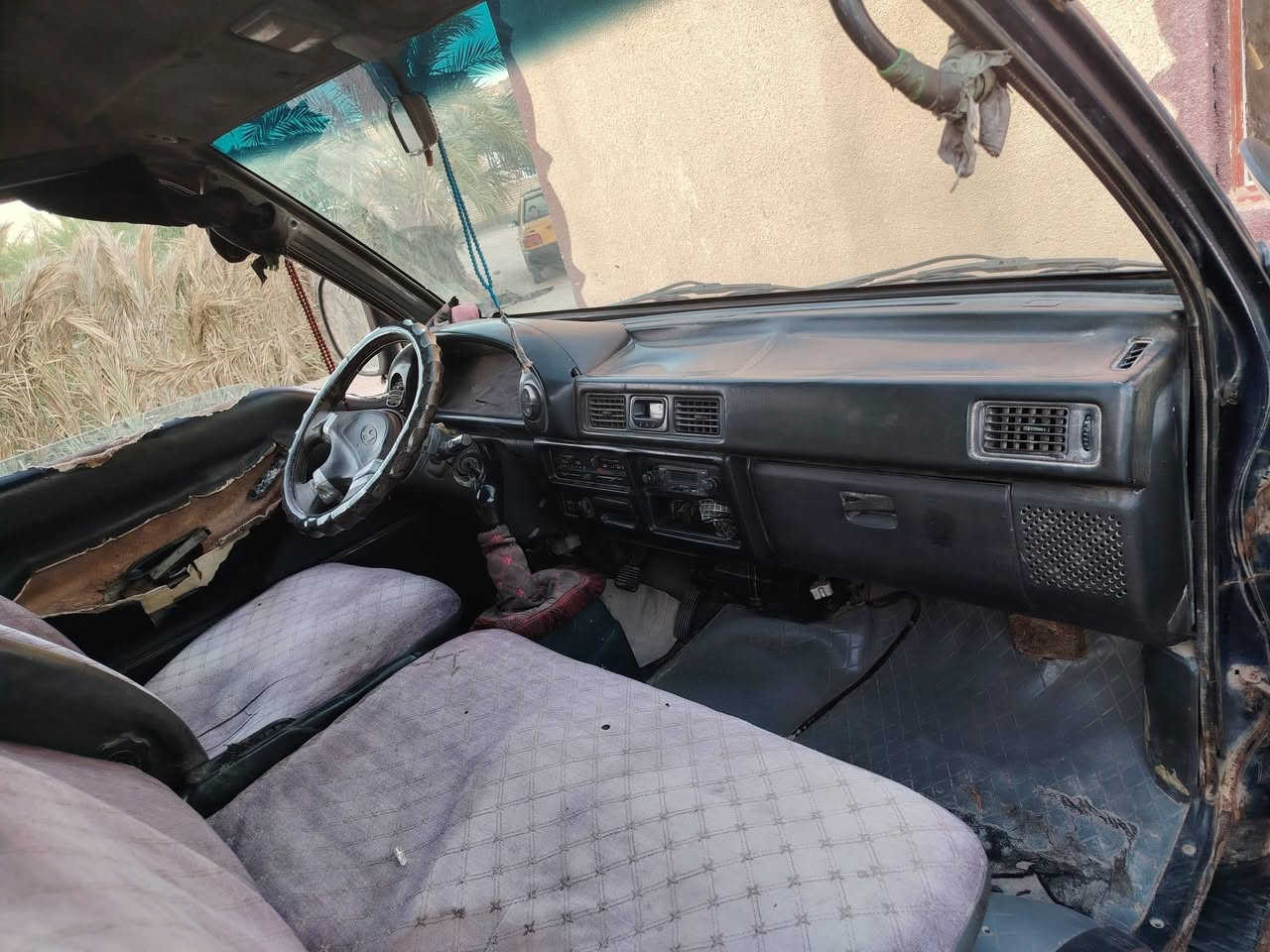 للبيع كيه هونداي مديل 94 سياره جاهزه كير محرك جدد تواير جدد كهربايات كله شغاله السياره بسمي امداور يمته مايعجبك السعر 25 وبيه مجال مكلف بل نشر  للستفسار رقم صاحب السياره  ***********
